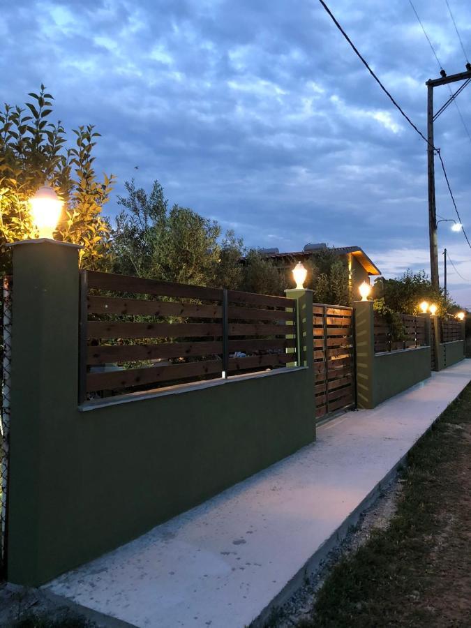 Green Olive Studios 2 زيوس ماماس المظهر الخارجي الصورة