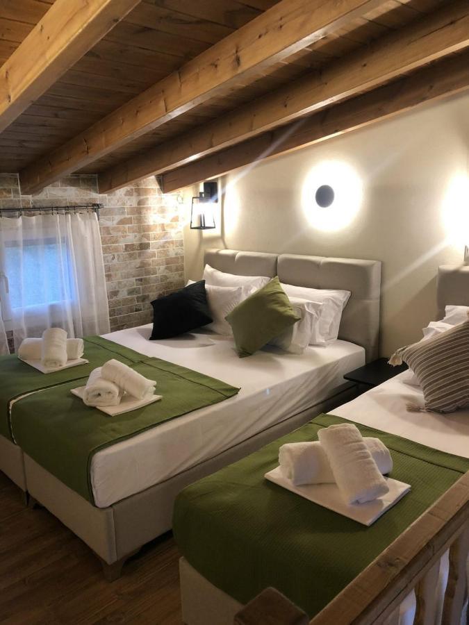 Green Olive Studios 2 زيوس ماماس المظهر الخارجي الصورة