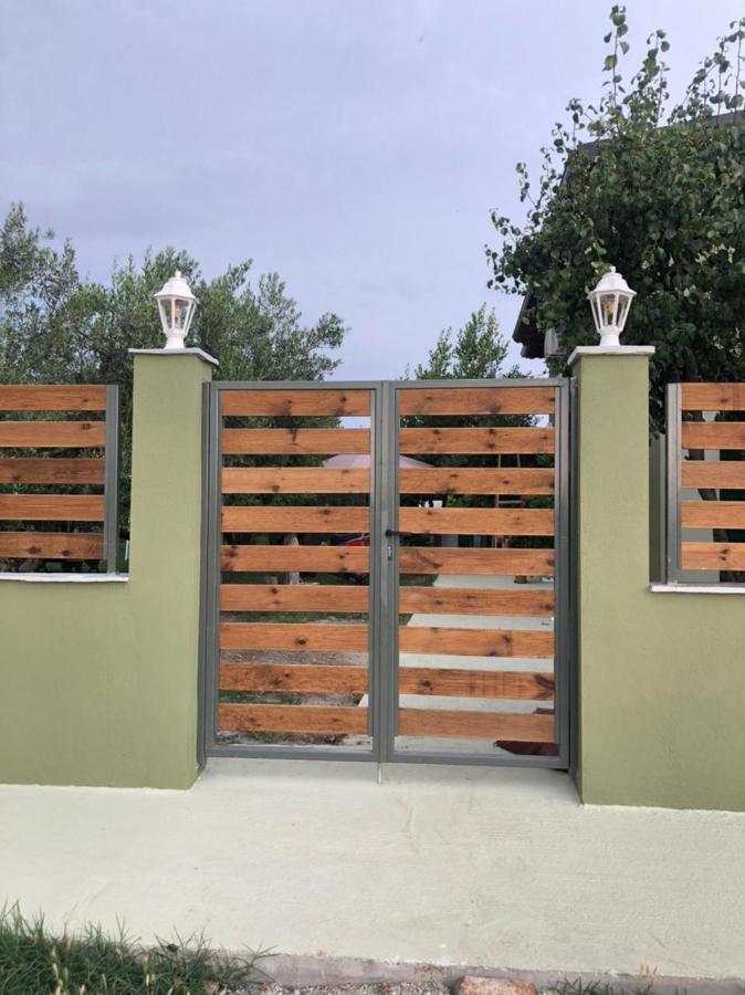 Green Olive Studios 2 زيوس ماماس المظهر الخارجي الصورة