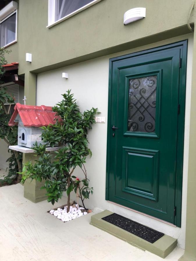 Green Olive Studios 2 زيوس ماماس المظهر الخارجي الصورة