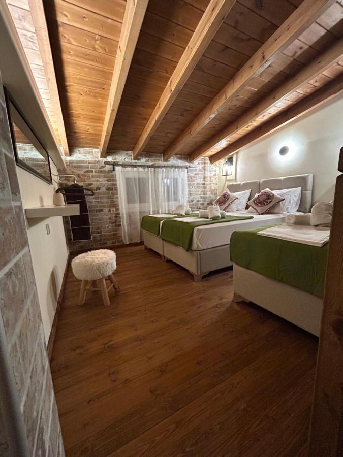Green Olive Studios 2 زيوس ماماس المظهر الخارجي الصورة