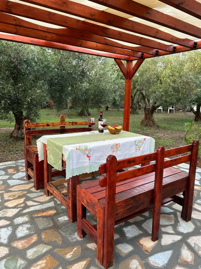 Green Olive Studios 2 زيوس ماماس المظهر الخارجي الصورة